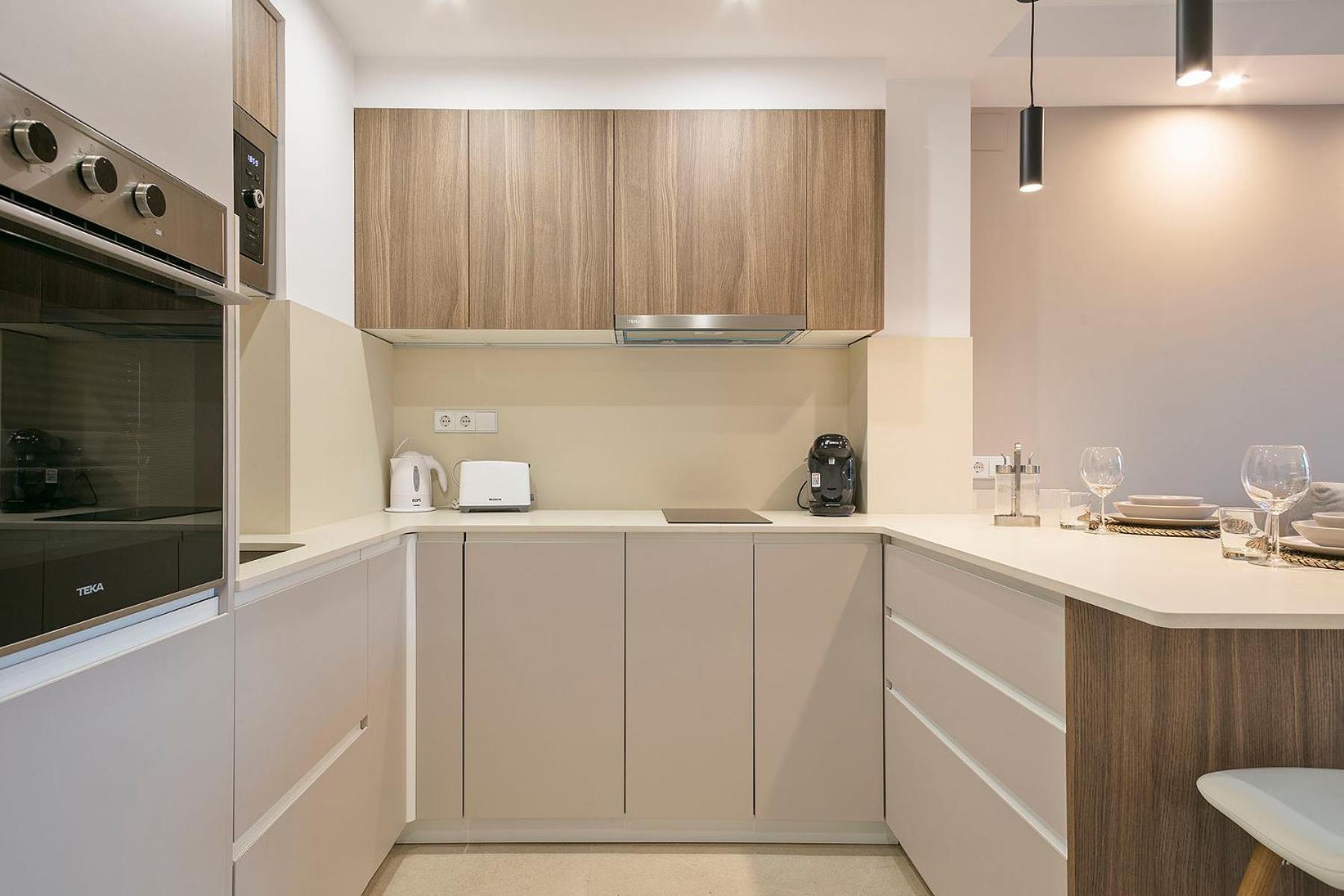 Bonito Piso Cerca Del Campo De Futbol De Barcelona Appartement L'Hospitalet de Llobregat Buitenkant foto